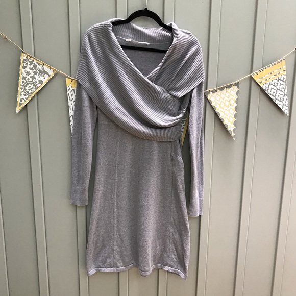 Athleta Dresses & Skirts - Athleta Sochi Light Gray Cowl Neck Sweater Dress